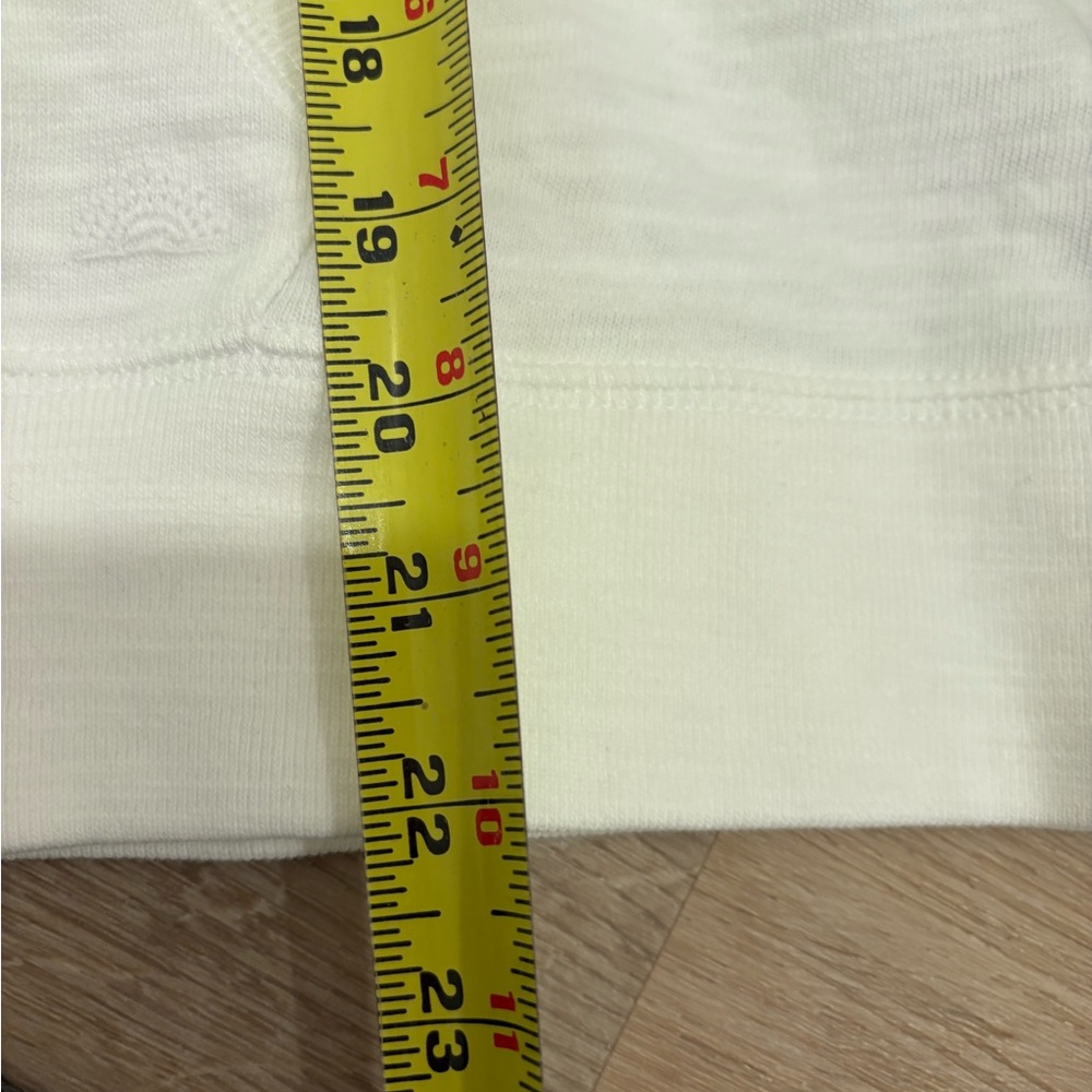NWT Faherty Sun washed Midweight Organic Hoodie in White - Picture 8 of 9